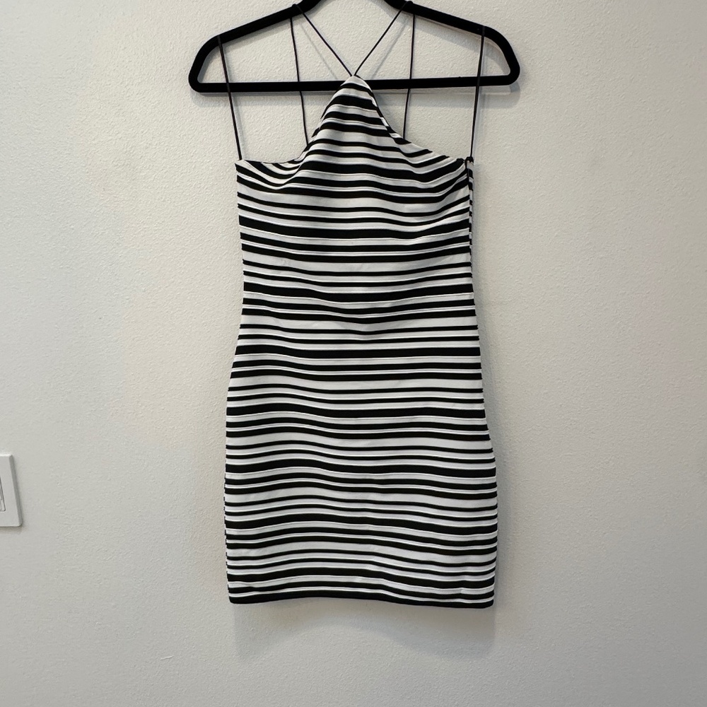 Brand New Size 6 Topshop Halter Black and White Dress